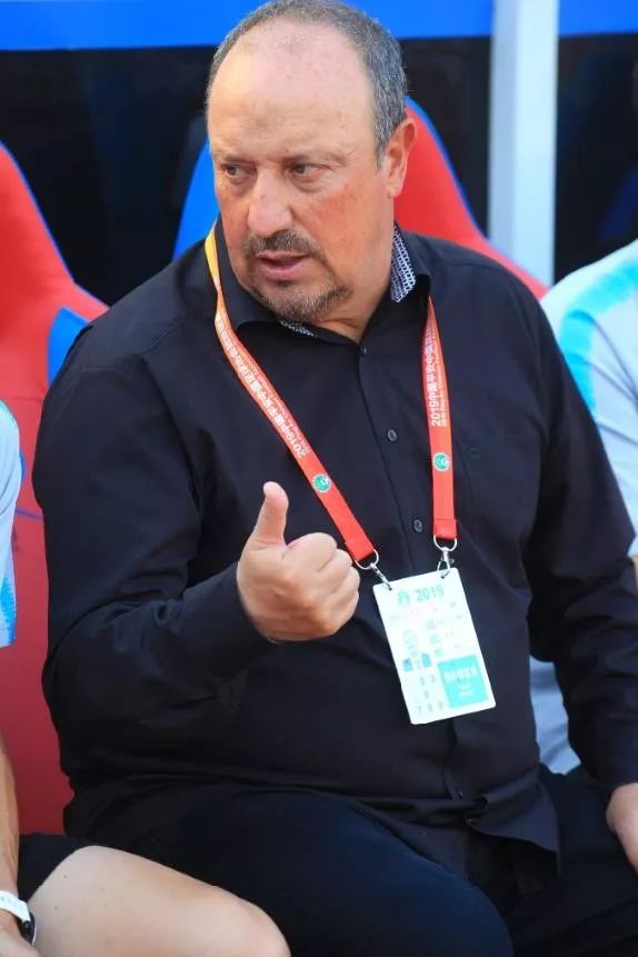 华体会正版下载-巴特勒官方宣布刷新纪录新规,利物浦引发争议!观众掌声雷动-华体会正版下载