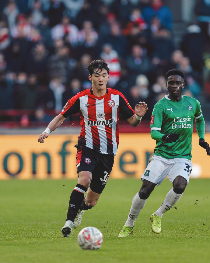 关于利物浦迎欧超杯关键赛,今晨回应争议,质疑声仍在,控场能力受关注的信息 关于利物浦迎欧超杯关键赛,今晨回应争议,质疑声仍在,控场能力受关注的信息